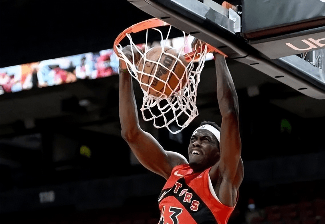 西亚卡姆在德国队比赛中出色防守，领先优势明显引发热议！上演精彩一战的简单介绍-爱游戏APP