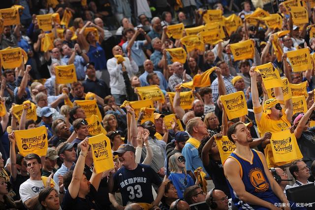 表现优异引爆全场！，TheShy意外战胜勇士赛场气氛高涨-爱游戏官网