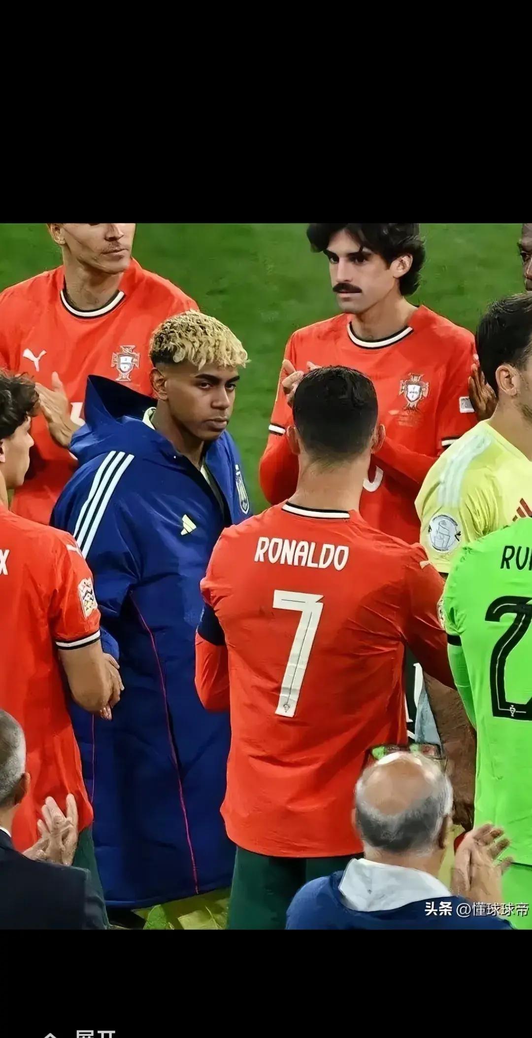 领先优势明显首场状态出色，切尔西观众沸腾！，C罗重返赛场比赛高潮迭起的简单介绍-爱游戏