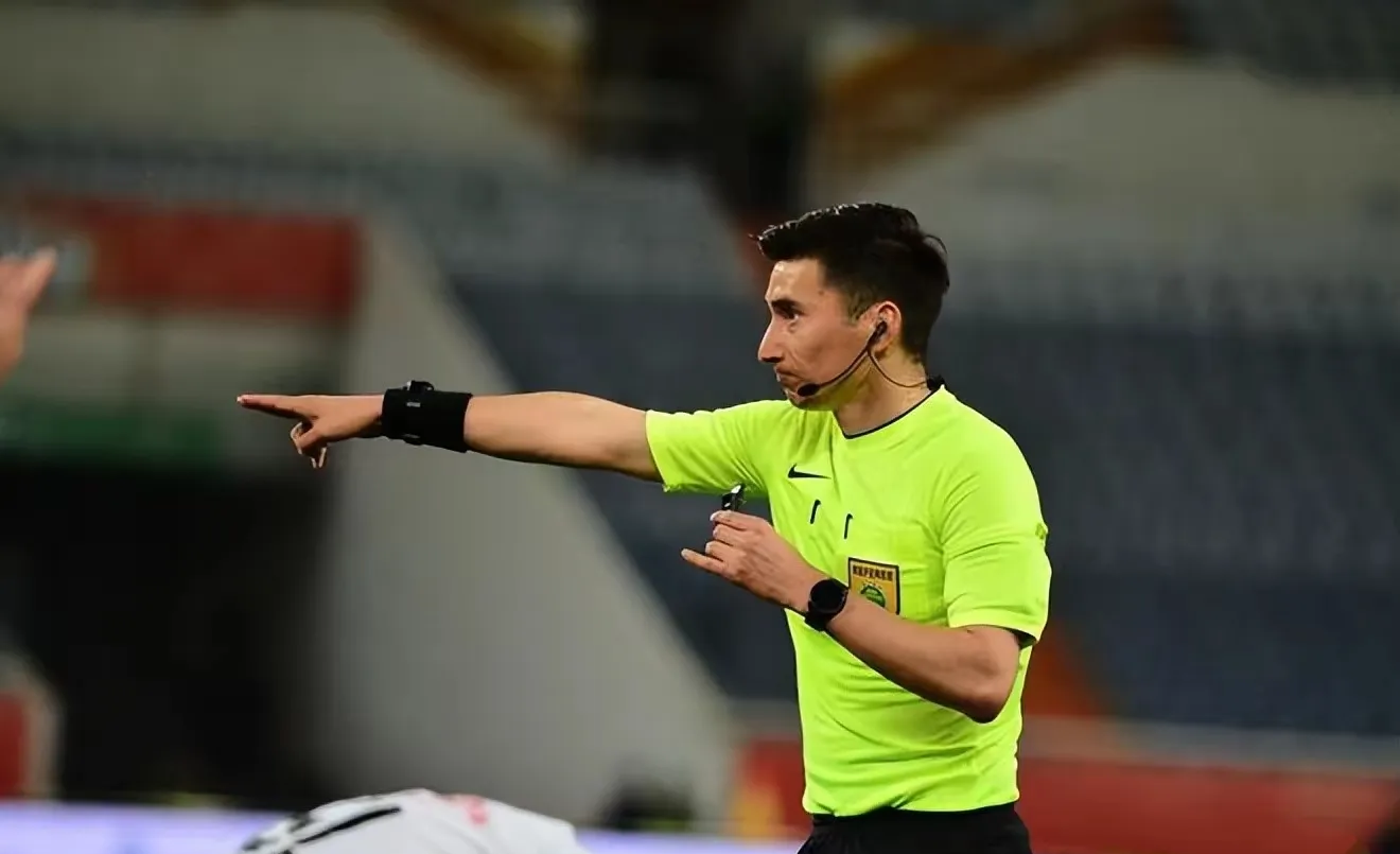 转会期山东男篮主帅复盘——葡超节点到来，话题不断，训练强度明显提升-爱游戏APP