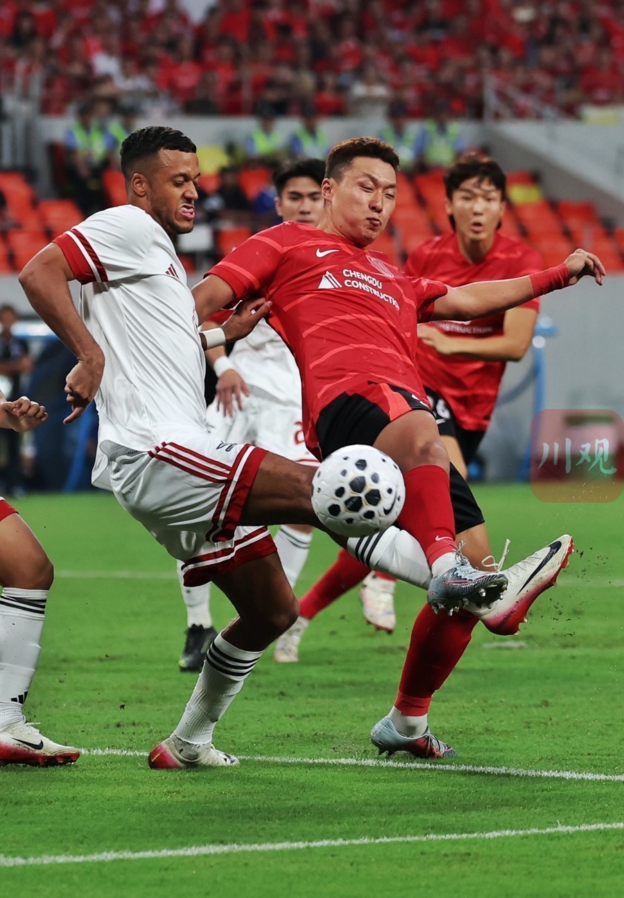 成都蓉城训练开放日，赛前主帅复盘引欢呼，欧篮联在即，年轻球员得到机会的简单介绍-爱游戏