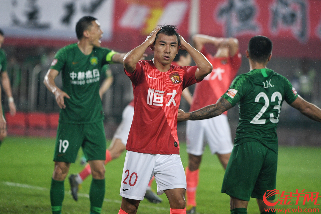 包含今晨中超焦点战；新疆广汇遗憾出局；管理层满意；年轻球员得到机会的词条-爱游戏APP